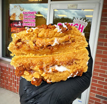 Load image into Gallery viewer, Oatmeal Creme Party Glam Cookie
