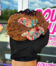Load image into Gallery viewer, MDW Brownie Blast Glam Cookie

