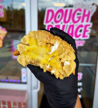 Load image into Gallery viewer, Banana Pudding Glam Cookie
