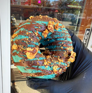 Cookie Monster Power Donut🍩