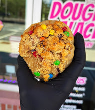 Load image into Gallery viewer, M&amp;M Crumb Cake GlAm Cookie
