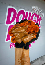 Load image into Gallery viewer, Pumpkin Biscoff Crack Glam Cookie
