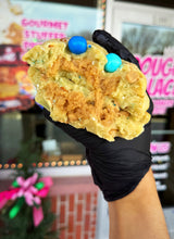 Load image into Gallery viewer, Winter Pb Crack Glam Cookie
