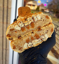 Load image into Gallery viewer, Biscoff Cinnabon Glam Cookie
