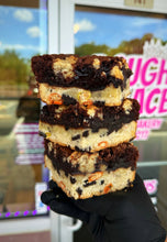 Load image into Gallery viewer, Reese Slutty Brownie
