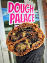 Load image into Gallery viewer, Caramel Oreo Glam Cookie
