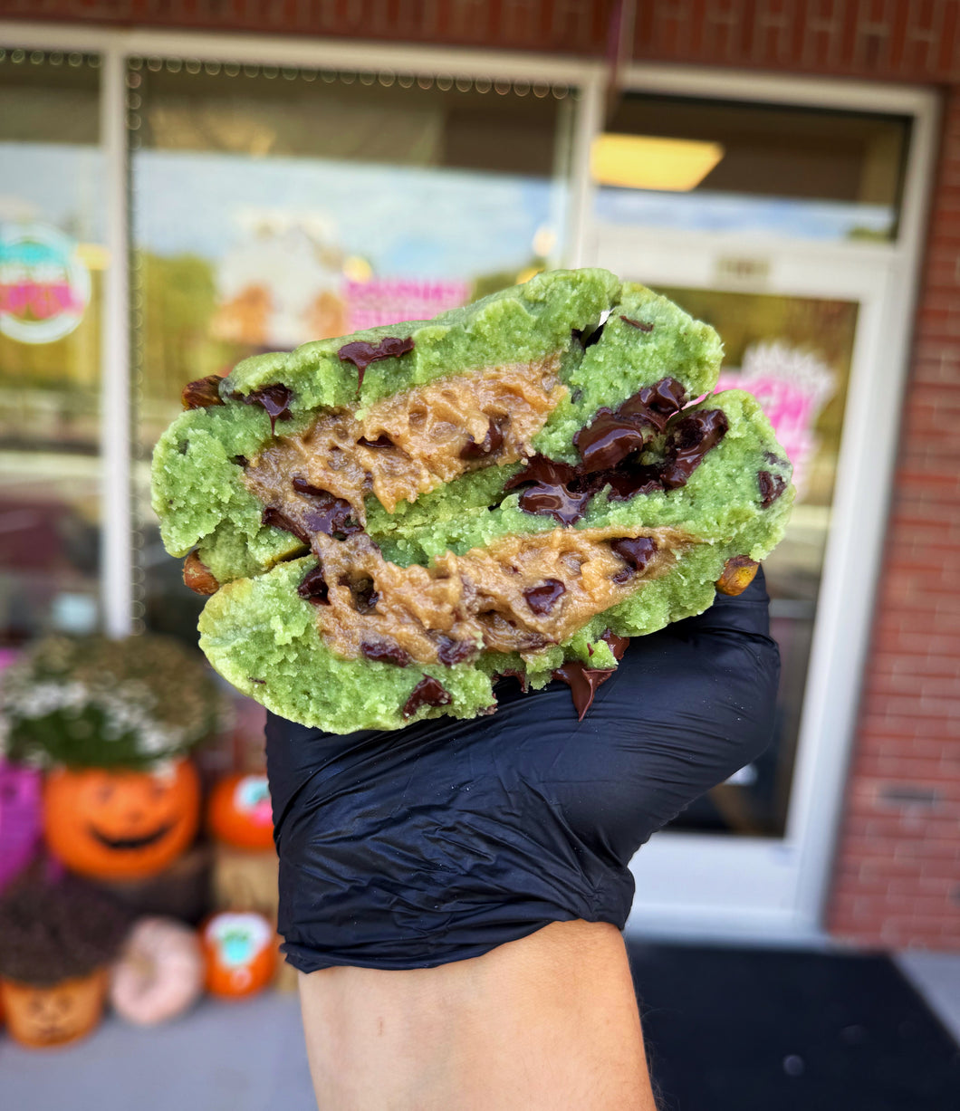 Pistachio Chip Xtreme Glam Cookie