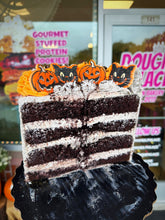 Load image into Gallery viewer, Cake Slices
