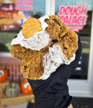 Load image into Gallery viewer, Nutter Butter Oreo Glam Cookie
