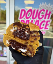 Load image into Gallery viewer, S’mores Melt Glam Cookie
