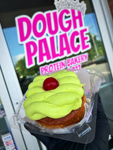 Load image into Gallery viewer, Cake Slices
