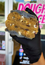 Load image into Gallery viewer, Blueberry Roo Glam Cookie
