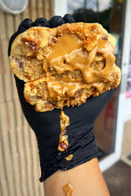 Load image into Gallery viewer, Cookie Butter Crack Glam Cookie
