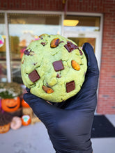 Load image into Gallery viewer, Pistachio Chip Xtreme Glam Cookie
