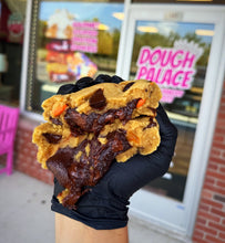 Load image into Gallery viewer, M&amp;M Fudge Glam Cookie
