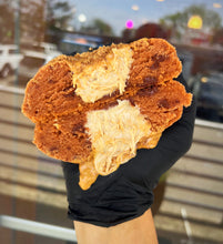 Load image into Gallery viewer, Coffee Caramel Blast Glam Cookie
