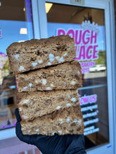 Load image into Gallery viewer, Pumpkin Biscoff Blondie Bar
