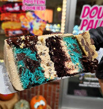 Load image into Gallery viewer, Cake Slices
