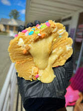 Load image into Gallery viewer, Sugar Bonnet Glam Cookie🐰
