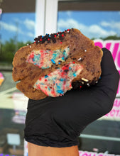 Load image into Gallery viewer, MDW Brownie Blast Glam Cookie
