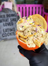 Load image into Gallery viewer, Halloween’s Sugarplum Pro-Dough
