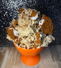 Load image into Gallery viewer, Oatmeal Cream Pie Pro-Dough
