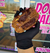 Load image into Gallery viewer, Brownie Bunny Glam Cookie
