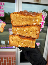 Load image into Gallery viewer, Cookie Butter Snickerdoodle Blondie Bar
