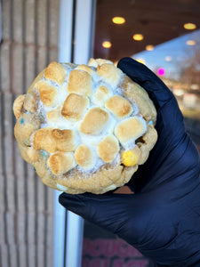 Winter Marshmallow Crack Glam Cookie