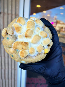 Winter Marshmallow Crack Glam Cookie