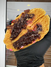 Load image into Gallery viewer, Cupid’s Crack Glam Cookie
