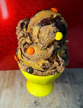 Load image into Gallery viewer, Choco Reese Ripple Pro-Dough
