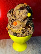 Load image into Gallery viewer, Choco Reese Ripple Pro-Dough
