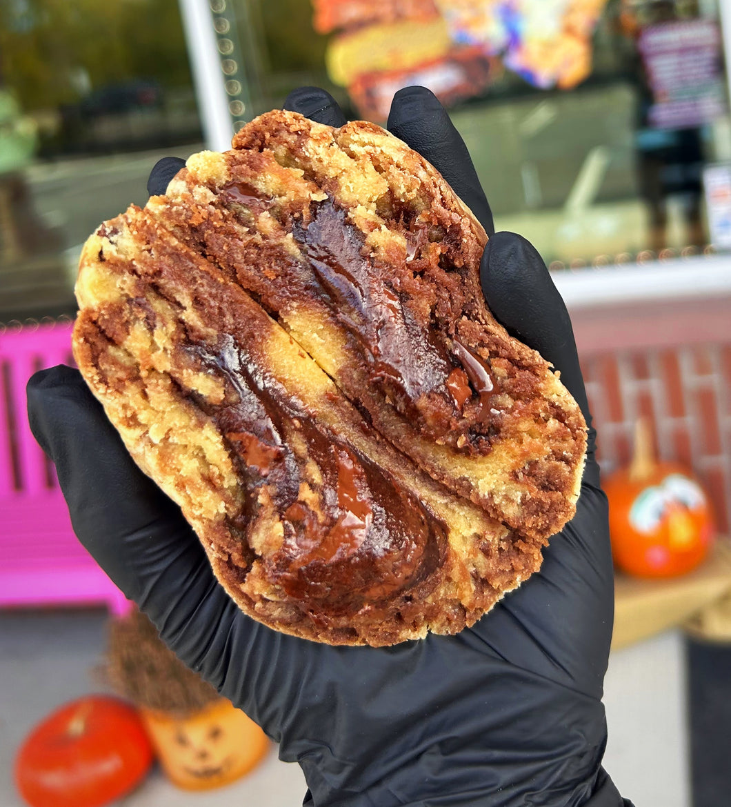 Double Chocolate Chip Glam Cookie