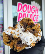 Load image into Gallery viewer, Oreonnoli Glam Cookie
