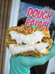 Dunk-A-Roo Glam Cookie