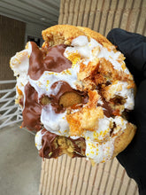 Load image into Gallery viewer, Nutella Waffle Glam Cookie
