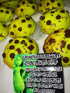 Grinch’s Ultimate Chocolate Chip Glam Cookie🎅🏼🌴