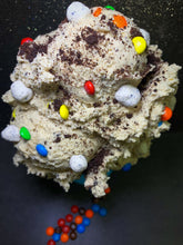 Load image into Gallery viewer, M&amp;M Cookie Crumb Pro-Dough
