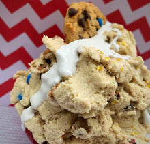 Load image into Gallery viewer, Red, White, &amp; Chips Ahoy Pro-Dough🇺🇸
