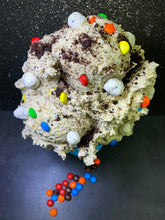 Load image into Gallery viewer, M&amp;M Cookie Crumb Pro-Dough
