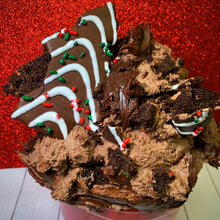 Load image into Gallery viewer, Santa’s Fudge Cake Pro-Dough
