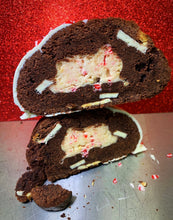 Load image into Gallery viewer, Dark Choc Peppermint Glam Cookie

