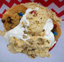 Load image into Gallery viewer, Red, White, &amp; Chips Ahoy Pro-Dough🇺🇸

