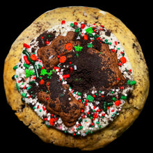 Load image into Gallery viewer, Oreo Puddin’ Glam Cookie 🎅🏼🌴
