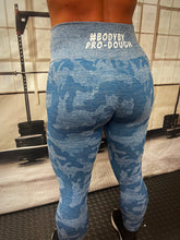 Load image into Gallery viewer, Blue Camo Pro-Fit Seamless Leggings
